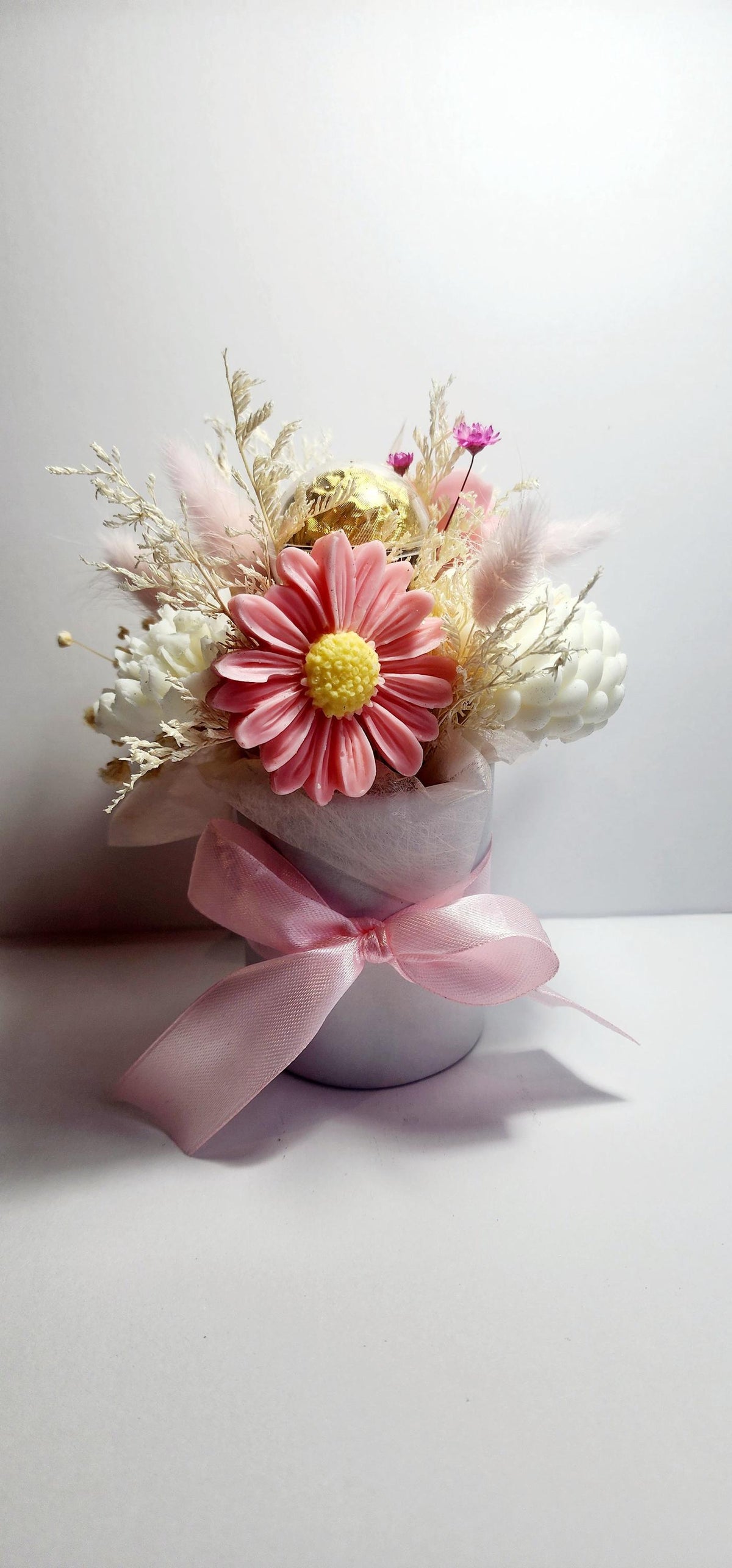 Candle Bouquet - Small Hat Box