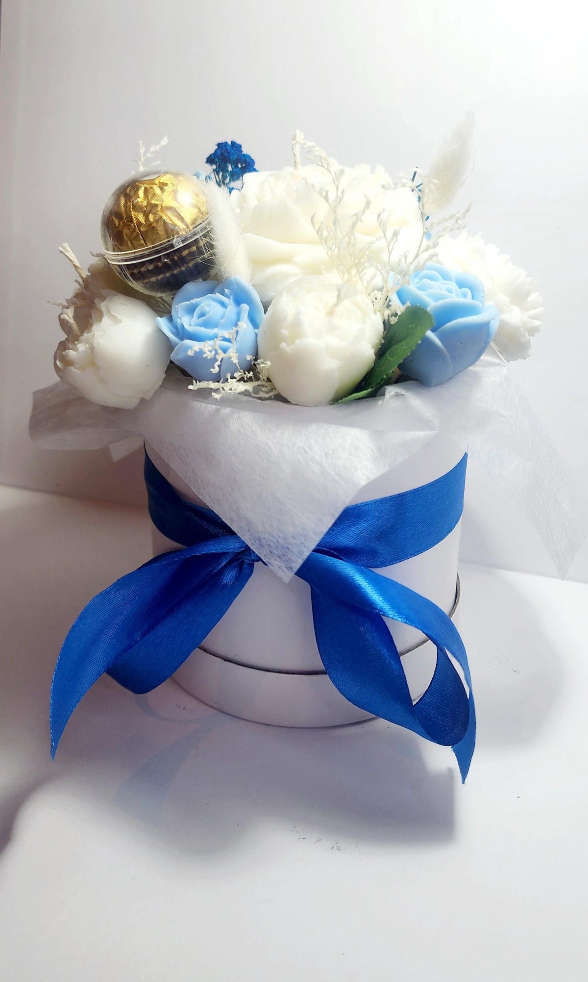 Candle Bouquet - Large Hat Box
