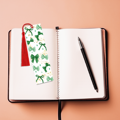 Bookmark | Green Bows